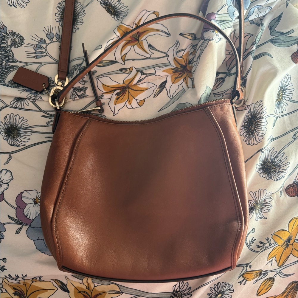 Coach Tan Leather Shoulder Bag - Picture 2 of 5